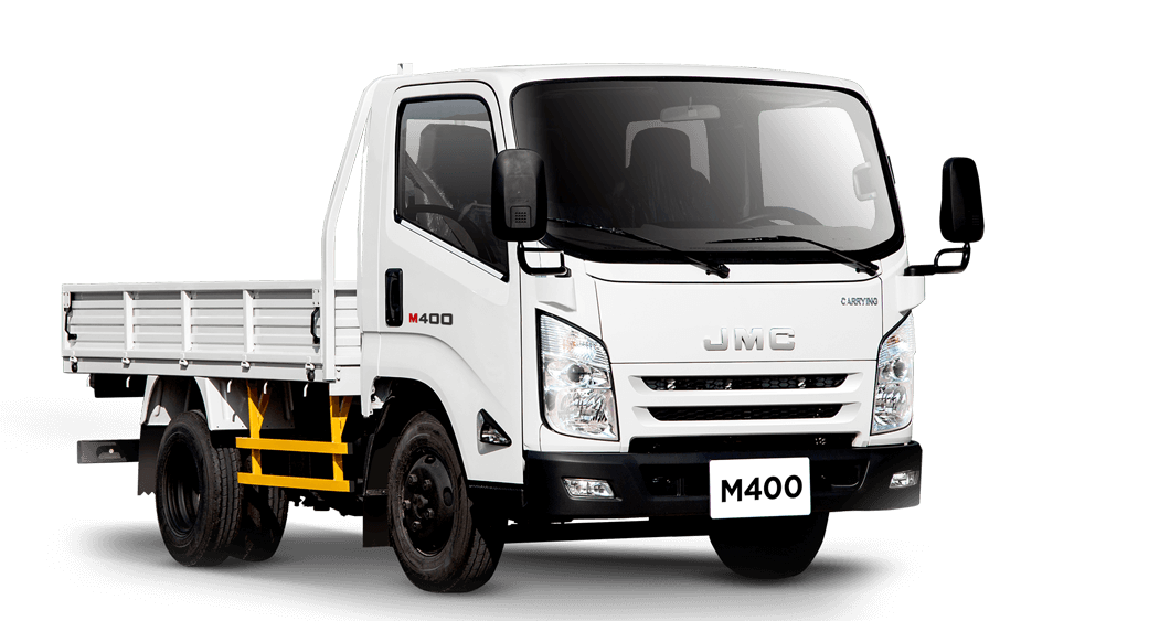 Camión JMC M400 cabina simple color blanco con plataforma de carga abierta, vista frontal en tres cuartos